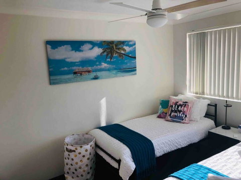 Relaxing Escape! In The Heart Of Broadbeach - Transport, Casino, Free Wifi And Netflix - Whitsundays Accommodation 1