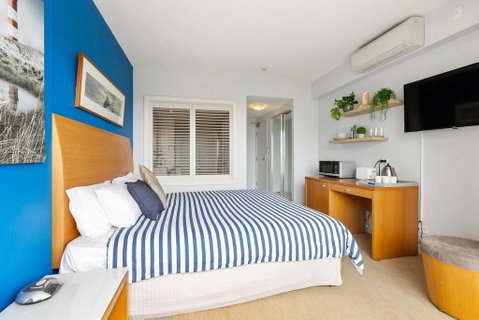 RESORT ON THE BEACH 5215 - OCEAN GLIMPSES - Whitsundays Accommodation 2