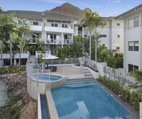 Resort Style Apartment On Gregory - Whitsundays Accommodation 1