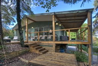 Ribbon Gum Lodge