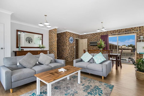 Richmond Motor Inn - Whitsundays Accommodation 3