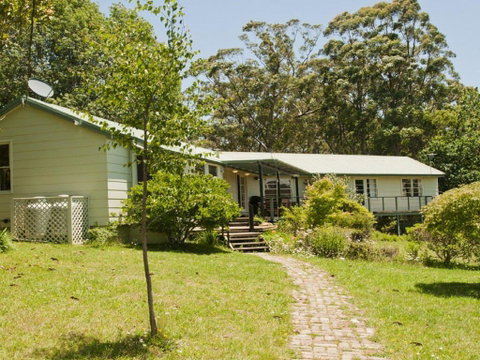 Riverbend - 5 Acres Only 9km To Village - Whitsundays Accommodation 0
