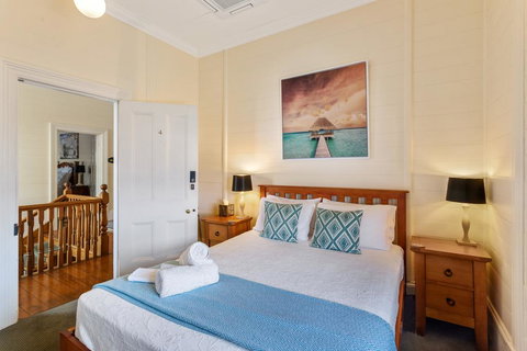 Riversleigh House - Whitsundays Accommodation 1