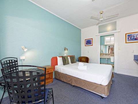 Riviera Motel Bundaberg - Whitsundays Accommodation 2