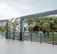 Rockingham Beachfront Apartment - Whitsundays Accommodation