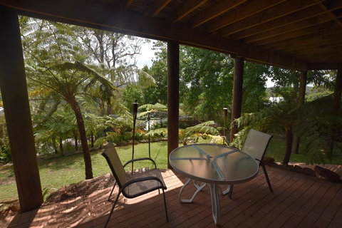 Rockwall Avoca Beach - Whitsundays Accommodation 2
