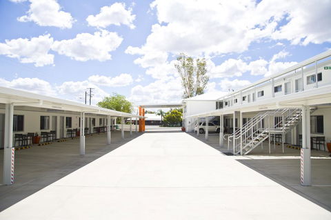 Roma Central Motel - Whitsundays Accommodation 3