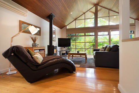 Romantic Treehouse Getaway - Whitsundays Accommodation 0