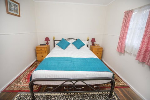 Rosedale Homestead Taranna Cottages - Whitsundays Accommodation 2