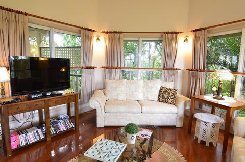 Rosevillehouse Bed & Breakfast - Whitsundays Accommodation 1