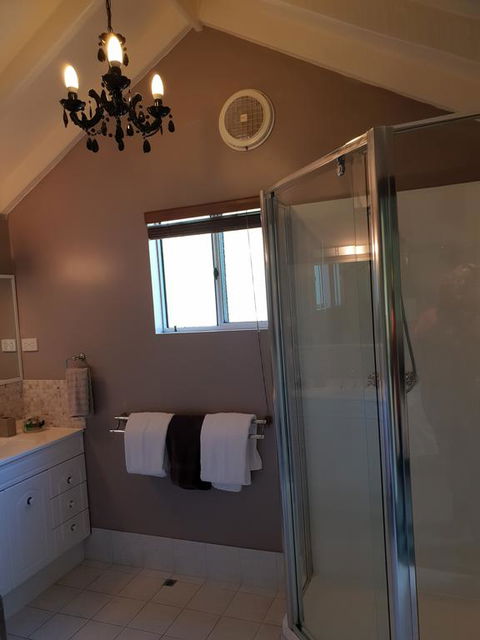 Rosewood Guesthouse - Whitsundays Accommodation 3
