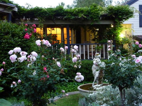 Rosewood Guesthouse - Whitsundays Accommodation 0