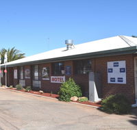 Roundhouse Motel - Whitsundays Accommodation