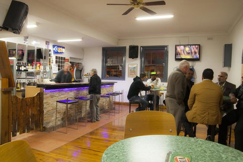 Royal Mail Hotel Jerilderie - Whitsundays Accommodation 2