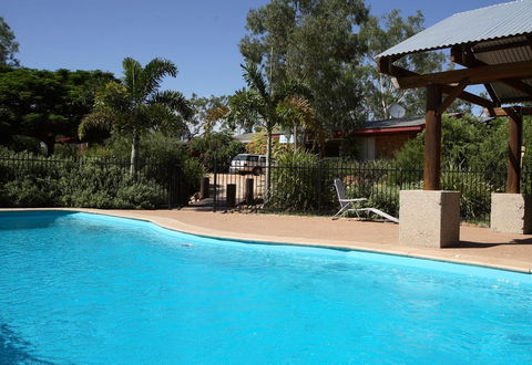 Rubyvale Motel & Holiday Units - Whitsundays Accommodation 2