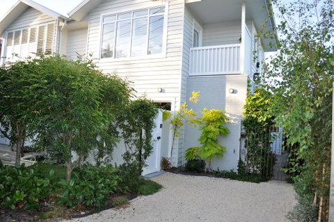 Sailaway Beach House - Whitsundays Accommodation 1