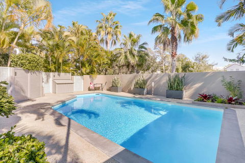 San Marino - Whitsundays Accommodation 2