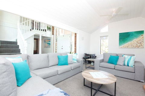 SAND DUNES - Whitsundays Accommodation 1