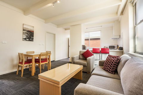 Sandbelt Club Hotel - Whitsundays Accommodation 0