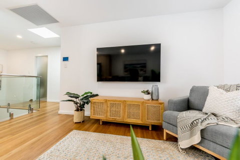 Sandcastle, 26a Winsor Street - Whitsundays Accommodation 2