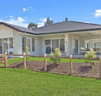 Santa Ana Retreat - Whitsundays Accommodation