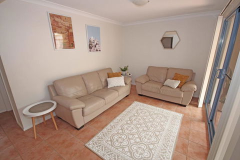 Santa Barbara - Whitsundays Accommodation 1