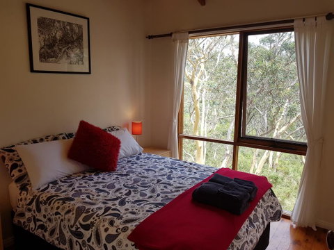 Scribble Gum Cottage - Whitsundays Accommodation 0