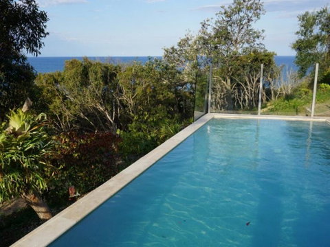 Scribbly Gums - Rainbow Beach, Ocean-front Spacious Home With Pool - Whitsundays Accommodation 3