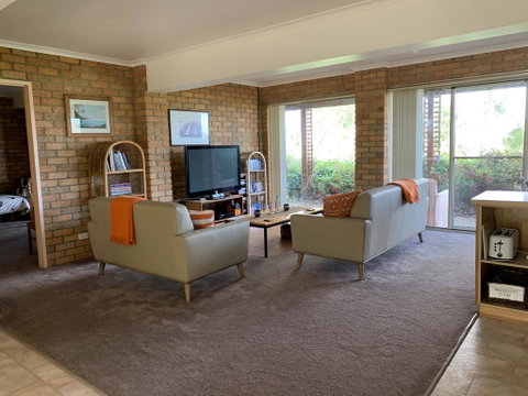 Sea Change Safety Cove - Whitsundays Accommodation 2