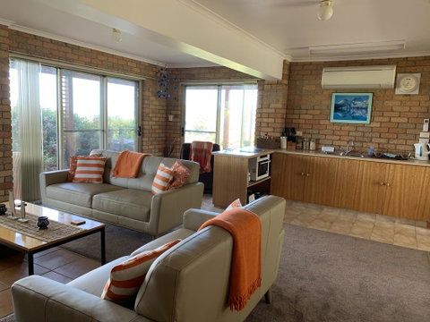Sea Change Safety Cove - Whitsundays Accommodation 3