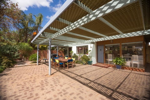 Sea J's, Brighton - Whitsundays Accommodation 3