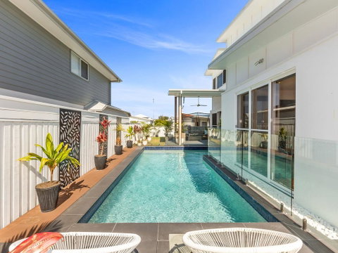 SEA SHELLS ON SEASIDE - Whitsundays Accommodation 0