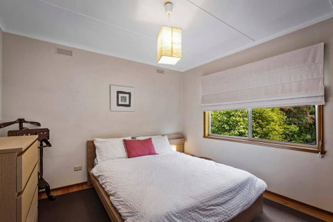 SEA URCHIN - Beautiful Skenes Creek Home - Whitsundays Accommodation 1