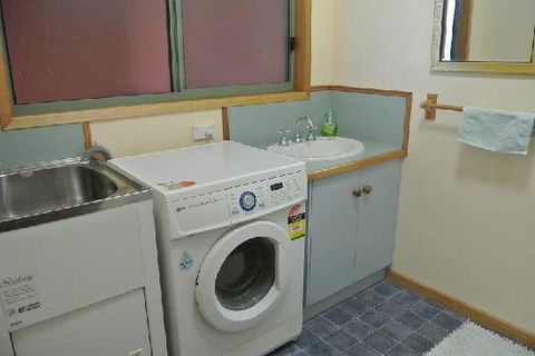 Seahorse Coastal Villas - Whitsundays Accommodation 1