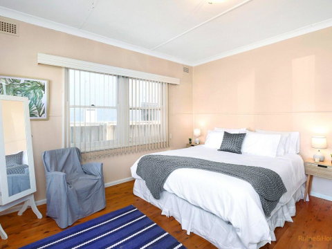 Seashells At North Avoca - 10 View Street - Whitsundays Accommodation 2