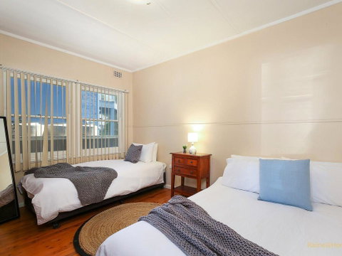 Seashells At North Avoca - 10 View Street - Whitsundays Accommodation 3
