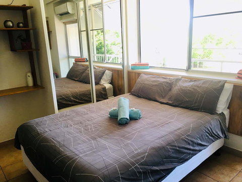 Seaview Studio - Whitsundays Accommodation 1