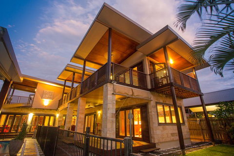 Serendipity - Cable Beach Escape - Whitsundays Accommodation 0