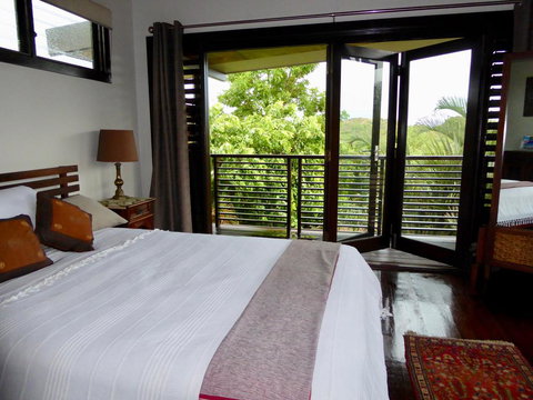 Serendipity - Cable Beach Escape - Whitsundays Accommodation 2