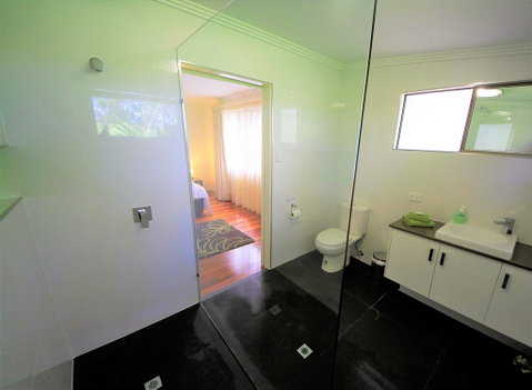 Serenity@Montville - Whitsundays Accommodation 3