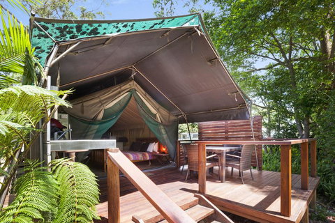 Seven Mile Beach Holiday Park - Whitsundays Accommodation 1