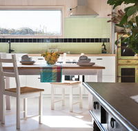 Shillings and Pence - Whitsundays Accommodation