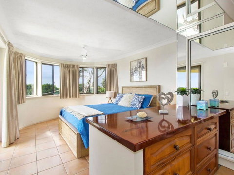 SHORELINE 3 - Whitsundays Accommodation 1