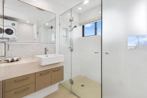 Shoreline Nine Penthouse With Ocean Views - Whitsundays Accommodation 2