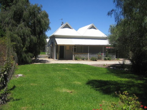 Showgrounds Cottage Naracoorte - Whitsundays Accommodation 0