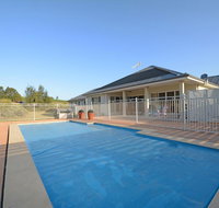 Silver Springs 6br Luxury Homestead with Wifi Pool. Fireplace Views Olives and Space - Whitsundays Accommodation