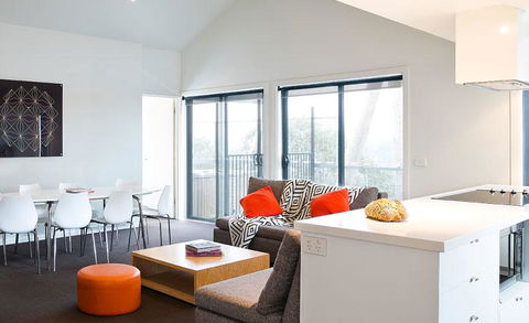 Silverski Rooms And Apartments - Whitsundays Accommodation 0