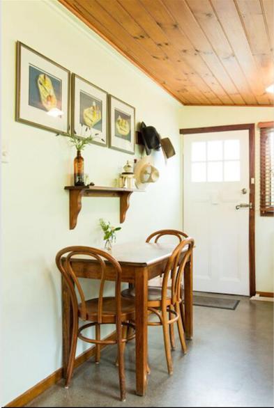 Sinnamons Cottage - Whitsundays Accommodation 3