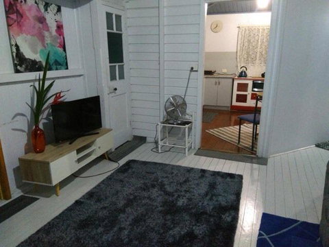 Spacious Apartment - Whitsundays Accommodation 2