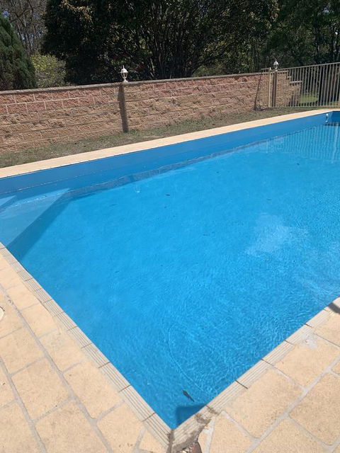 Spacious, Clean , Relaxing Country Escape Perfect For Large Groups And Families - Whitsundays Accommodation 0